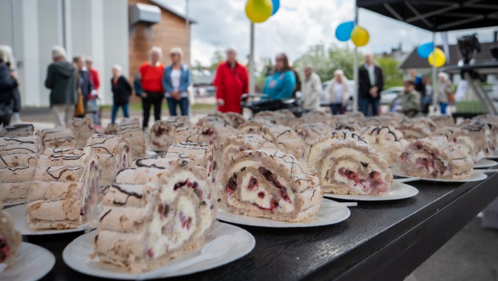 Bakelser på ett bord.